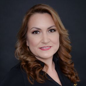 Realtor Profile Picture