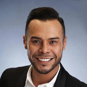 Realtor Profile Picture