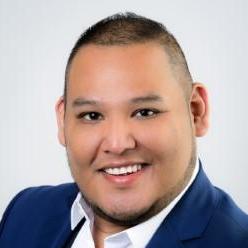 Realtor Profile Picture