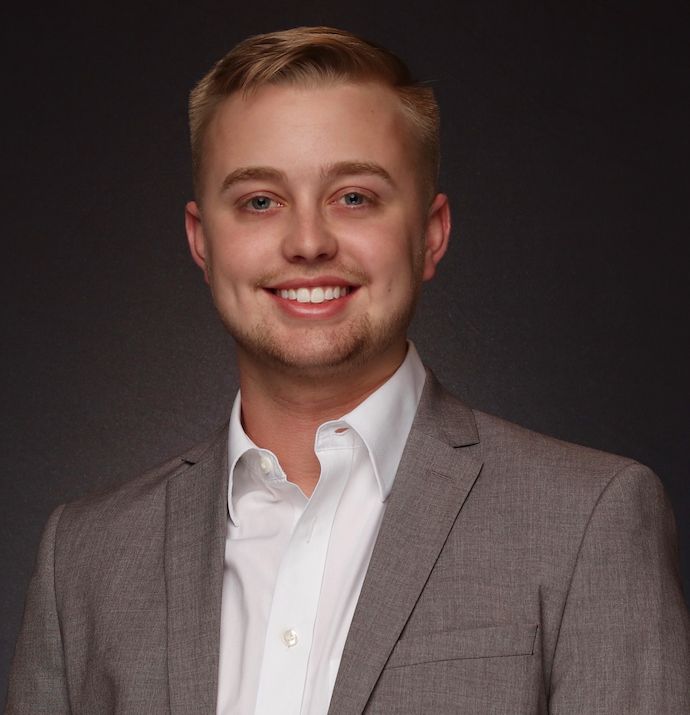 Realtor Profile Picture