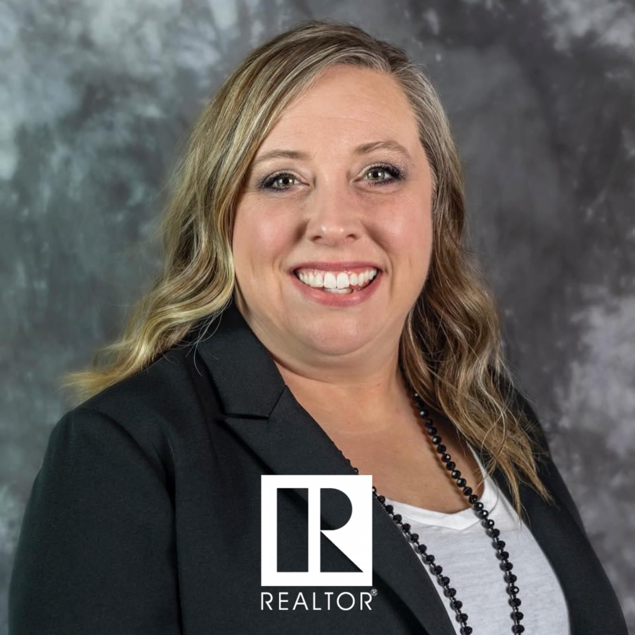 Realtor Profile Picture