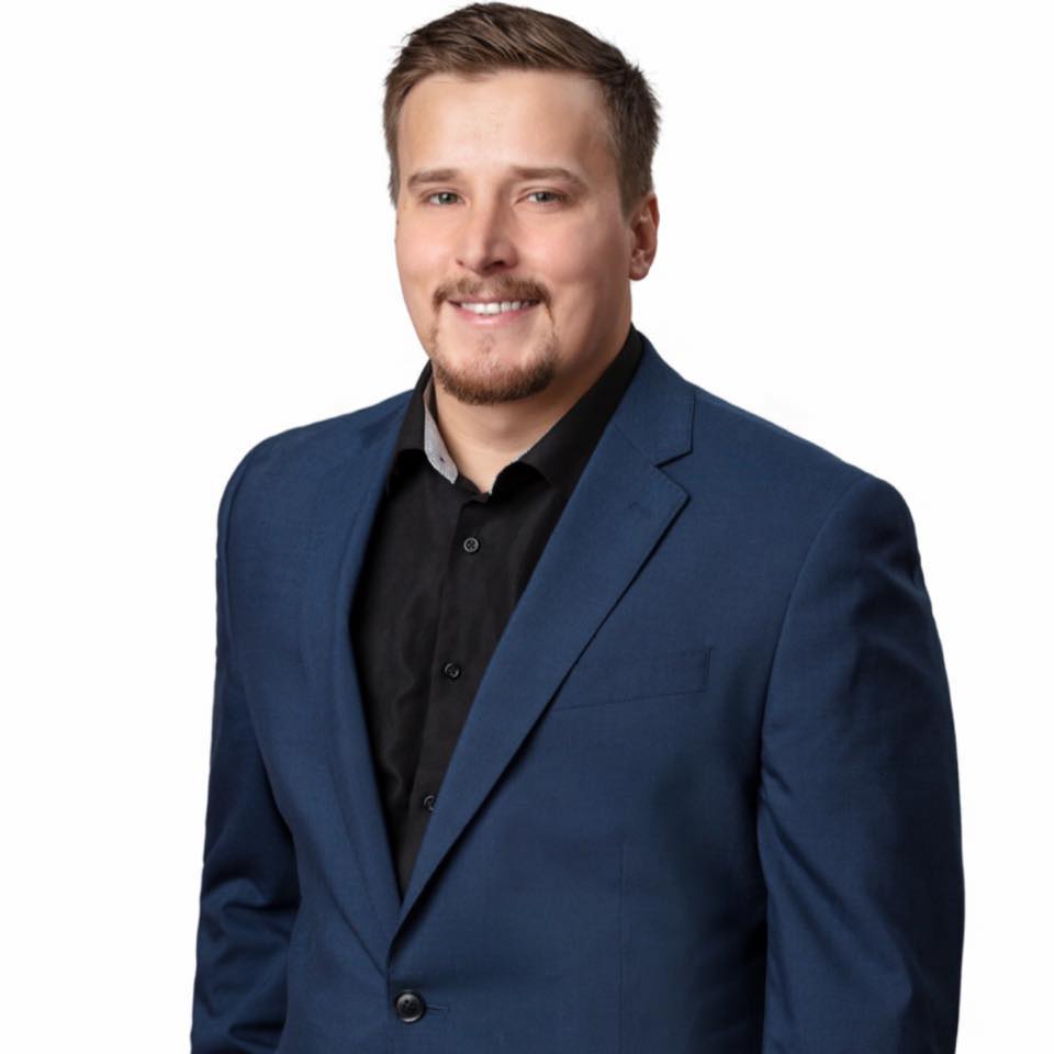 Realtor Profile Picture